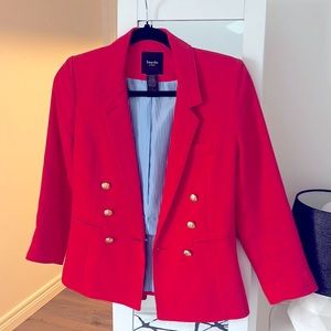 Size 2 Smythe 3/4 sleeve blazer;lined in a nautical blue/white striped pattern